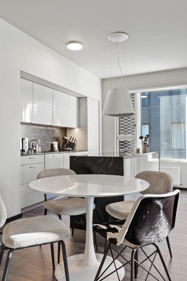 Cozy Lux 2Br & 2Ba City Center With Free Parking 레이캬비크 외부 사진
